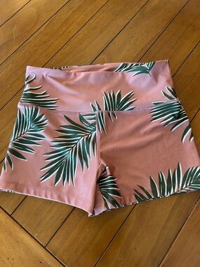 Forever 21 Pink Palm Print High-Waist Bike Shorts Size Medium
